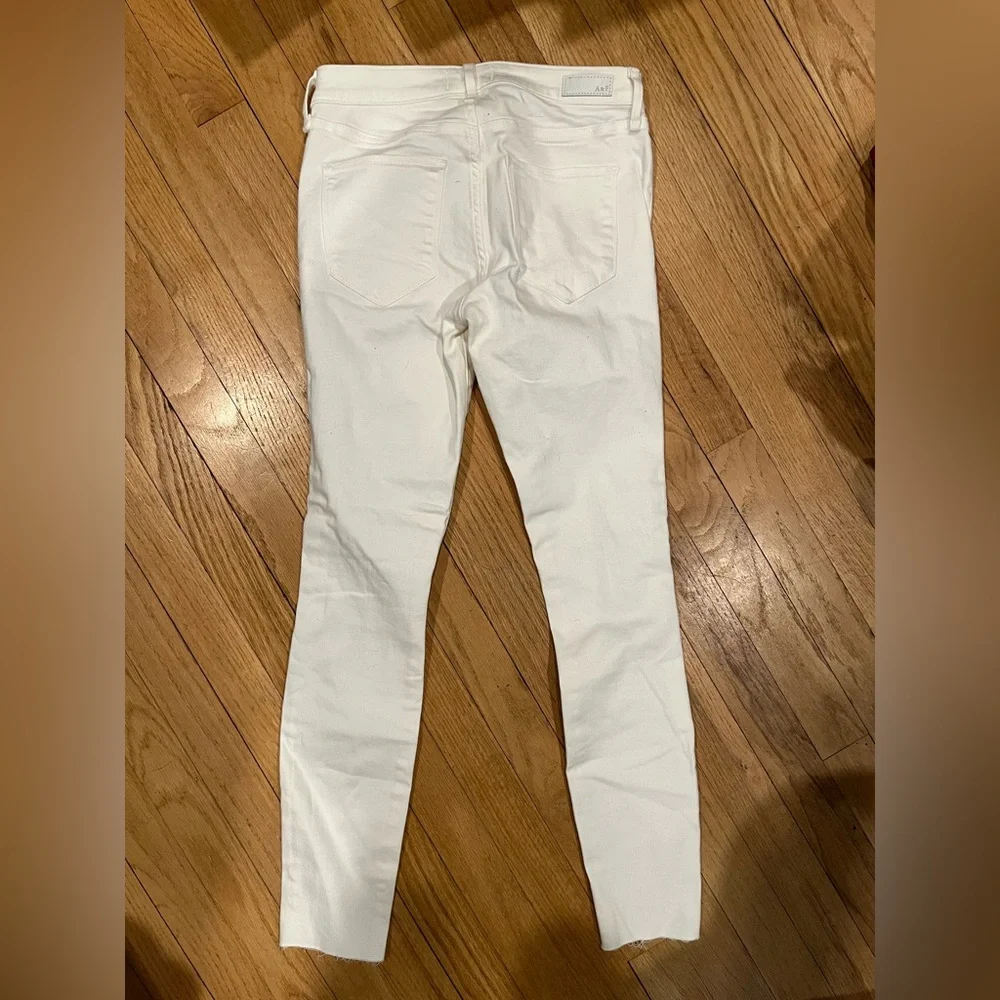 A&F Harper low rise super skinny jeans size 26 NWOT - Picture 4 of 4